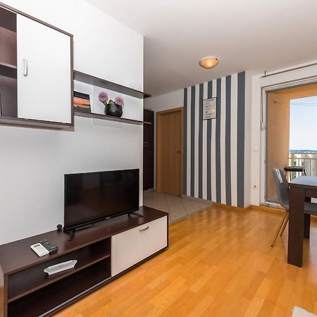 Apartment Sea View In Makarska, Free Parking מראה חיצוני תמונה