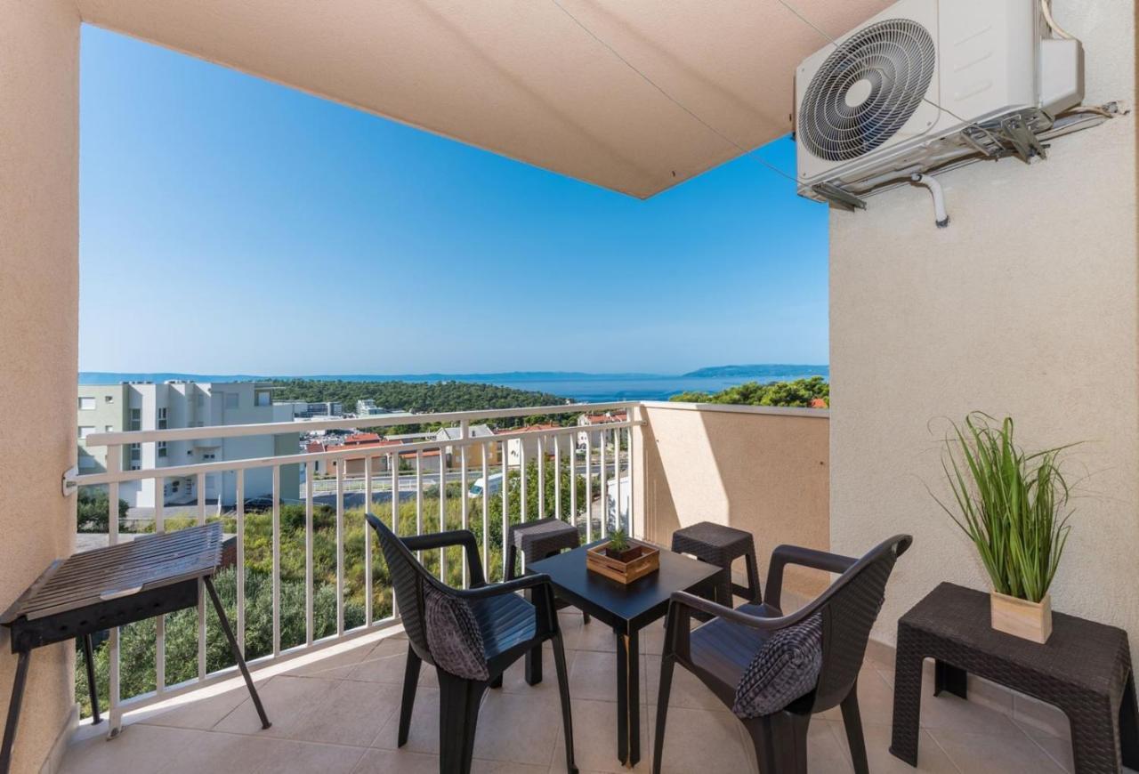 Apartment Sea View In Makarska, Free Parking מראה חיצוני תמונה